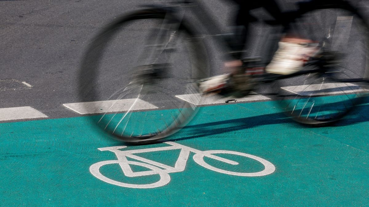 Laut Verkehrsunfallstatistik waren 2022 in Thüringen 1753 Radfahrende in einen Unfall verwickelt, darunter immer wieder auch radfahrende Kinder. (Symbolbild)