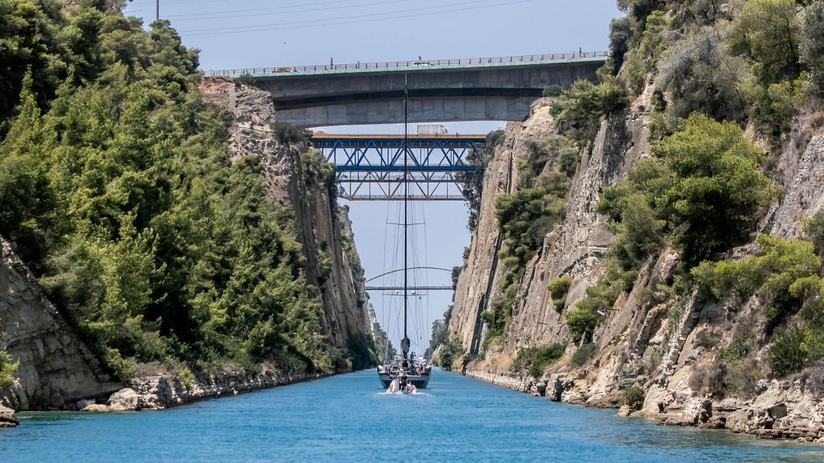 Der für den Tourismus wichtige Kanal von Korinth wird ab dem 1. Juni wieder für den Schiffsverkehr geöffnet.