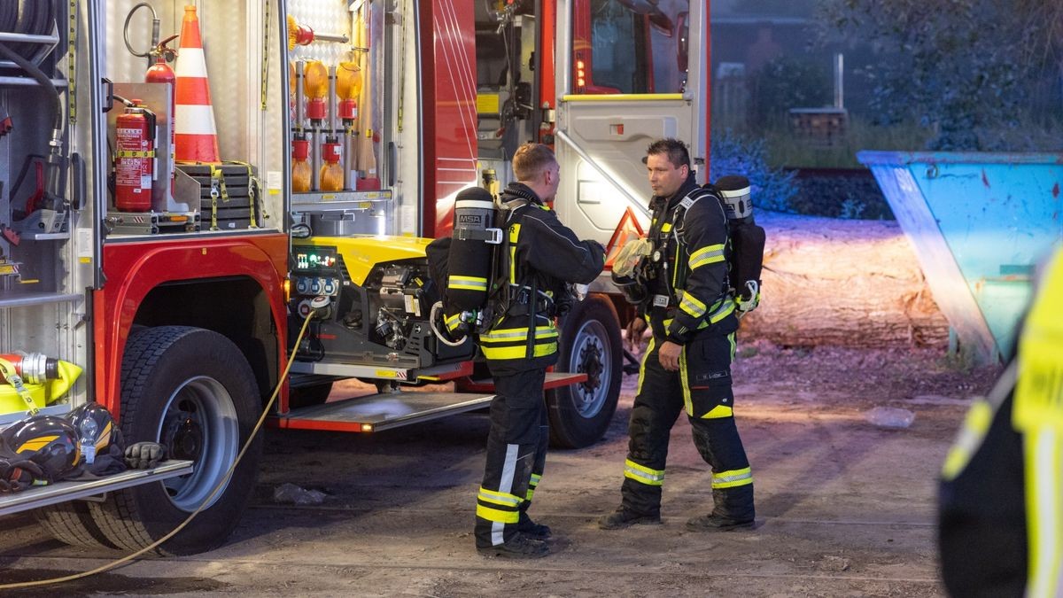 Anwohner waren aufgefordert worden, Fenster und Türen geschlossen zu halten. 