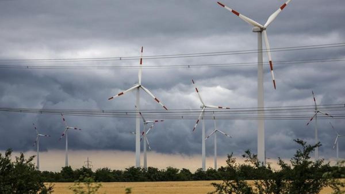 Windkraftbetreiber in Thüringen sollen per Gesetz verpflichtet werden, etwas von ihrem Gewinn abzugeben. (Symbolbild)