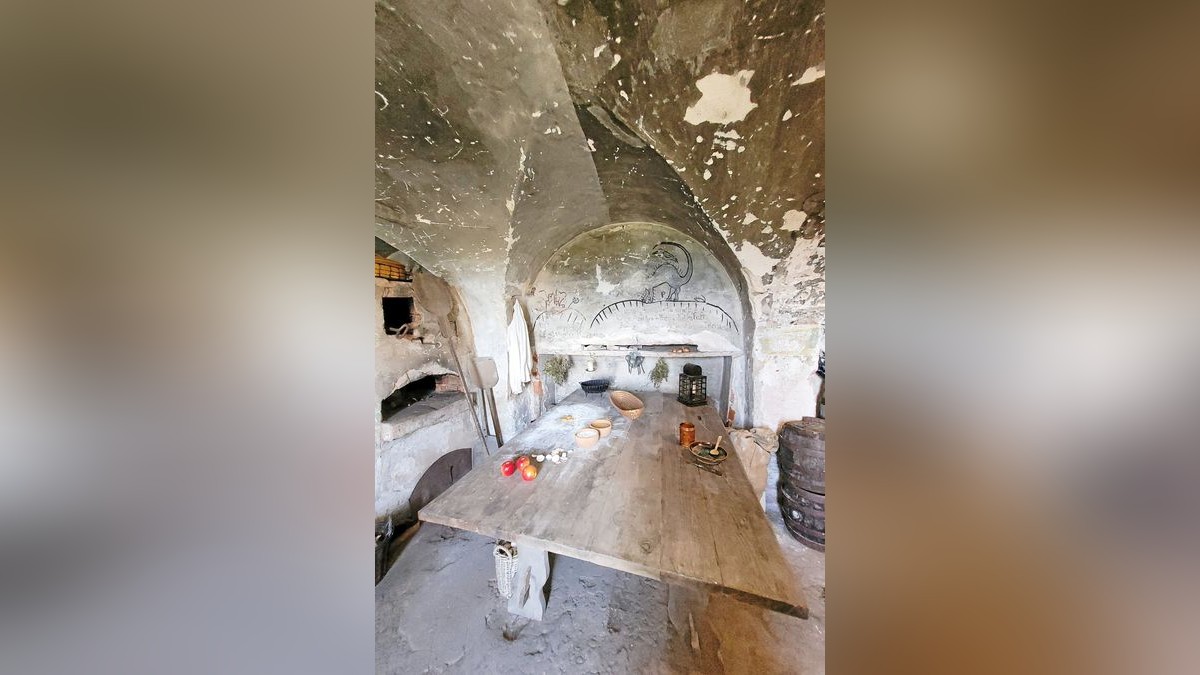 Geheimnisse der Leuchtenburg erkunden