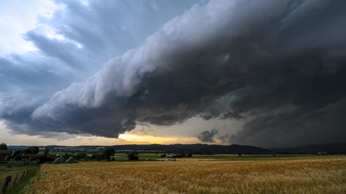 Das Wetter in Thüringen bleibt warm aber wechselhaft. (Archivbild)