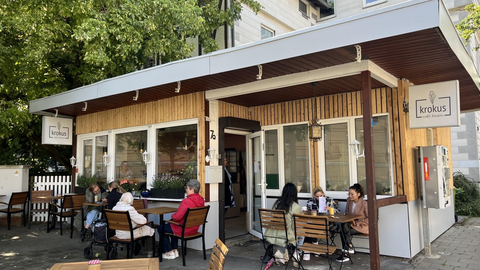 Neues Bistro in Braunschweig am MaxBeckmannPlatz Café Krokus