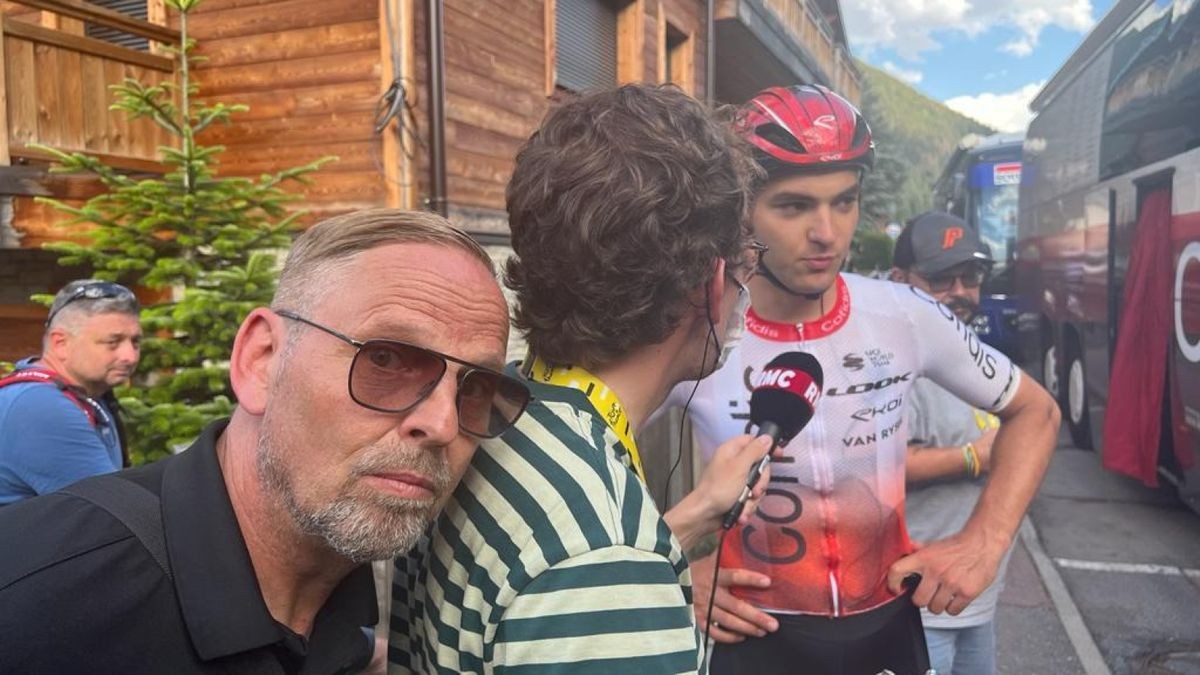 Die Geraer Radsport-Fans Maik Wallach, Timo Orehovec, Gerhard König, André Reichenauer und Mike Pawelka waren auch 2023 wieder bei drei Bergetappen der Tour de France dabei. Dabei sammelten sie reichlich Eindrücke, Fotos mit Fahrern und Fans sowie so manches Souvenir. 