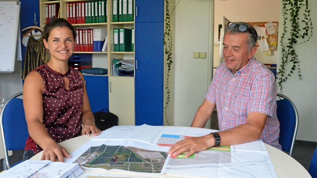 Rückblick: Im Juli 2020 hofften Annemarie Stoye und Landwirt Eckhard Dittmar noch auf eine baldige Umsetzung des Erlebnisbauernhofes.