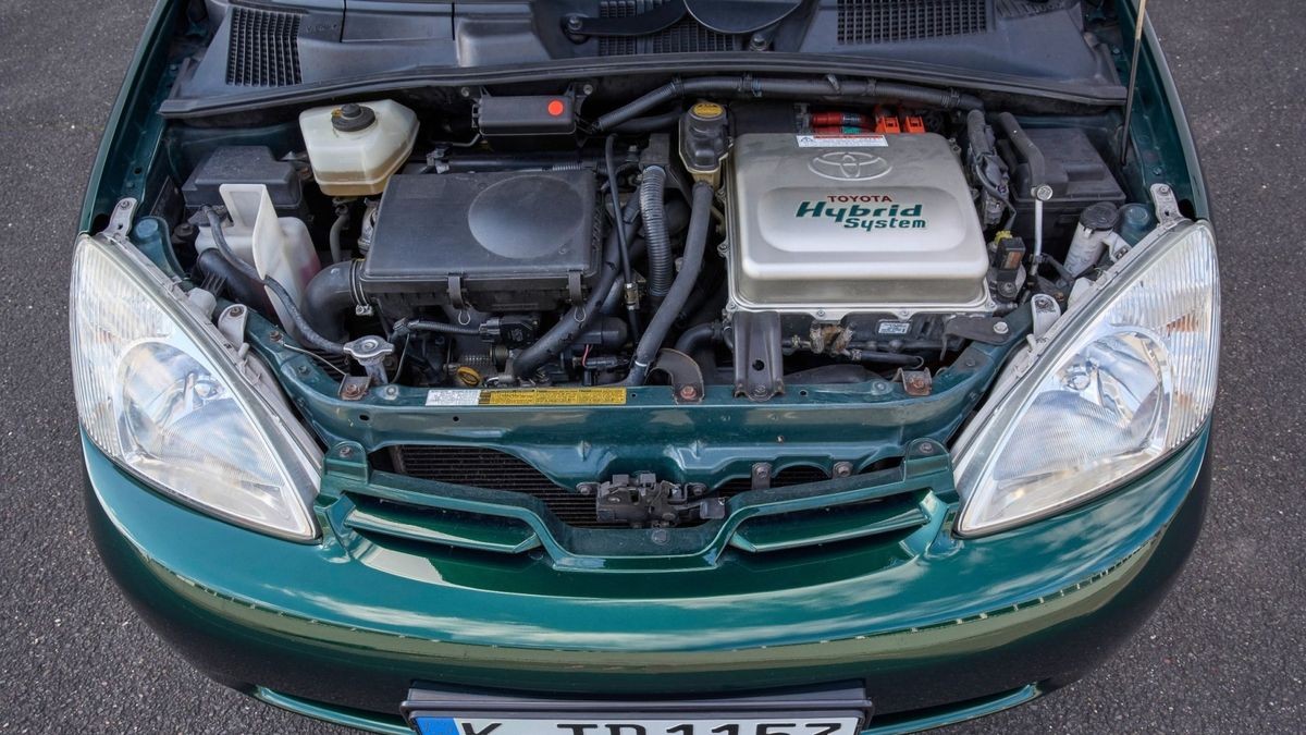 Doppelherz: Beim Prius kombinierte Toyota einen Verbrenner mit E-Motor.