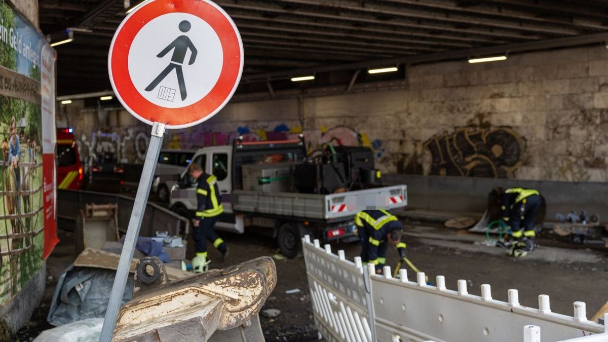 Gegen 13.55 Uhr kam es in der Unterführung der Ettersburger Straße in Weimar zu einem schweren Unfall. 