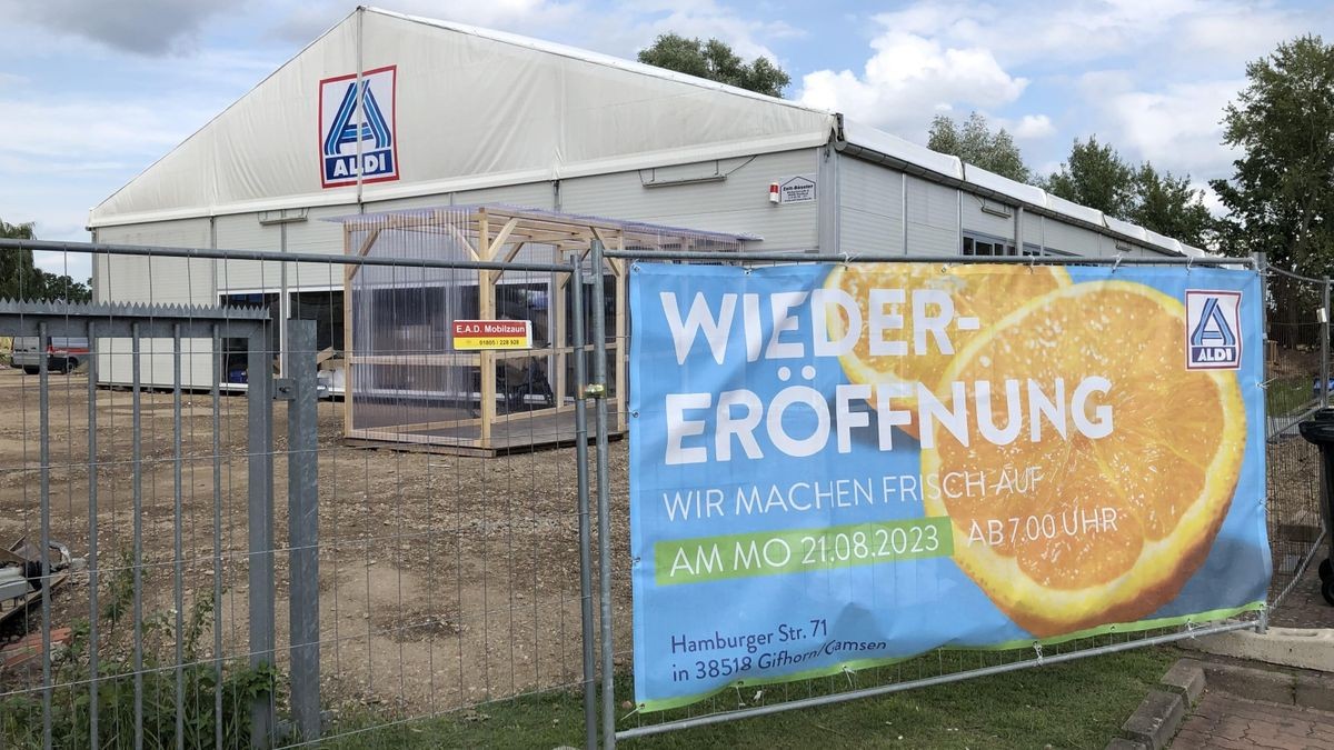 AldiVerkaufszelt nach Feuer in GifhornGamsen startklar