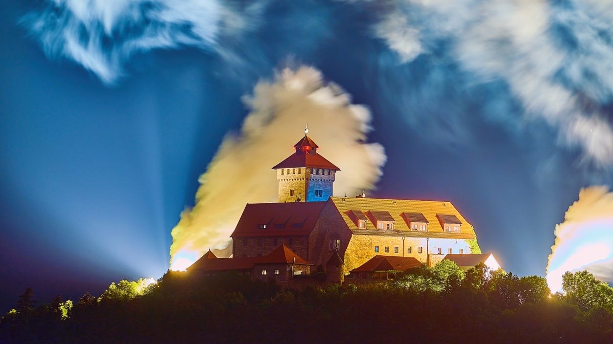 Dreinschlag 2023: Einer Sage nach soll ein Gewitter in einer lauen Mainacht des Jahres 1231 Wachsenburg, Mühlburg und die Burg Gleichen (im Ilm-Kreis und dem Landkreis Gotha gelegen) in Brand gesetzt haben. Wie Fackeln erleuchteten sie den Himmel, was ihnen den noch heute geläufigen Namen Drei Gleichen einbracht. Im Bild die Wachsenburg