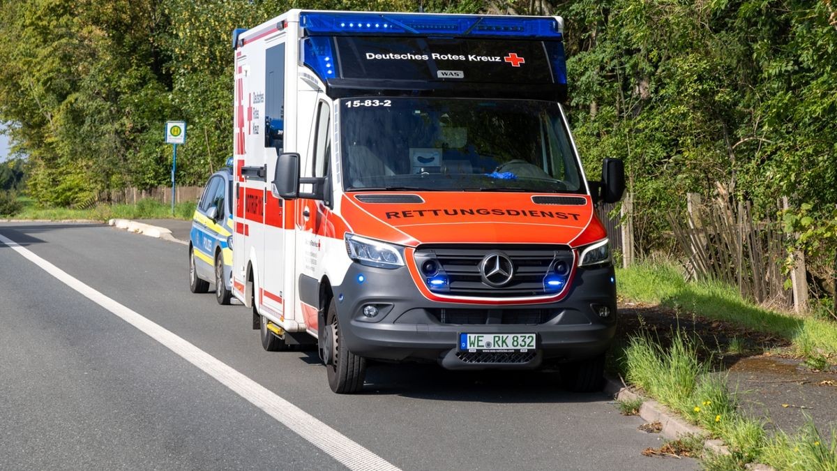 Bei einem Unfall auf der B7 zwischen Nohra und Weimar wurden am Dienstag drei Personen verletzt. Die Bundesstraße wurde voll gesperrt.