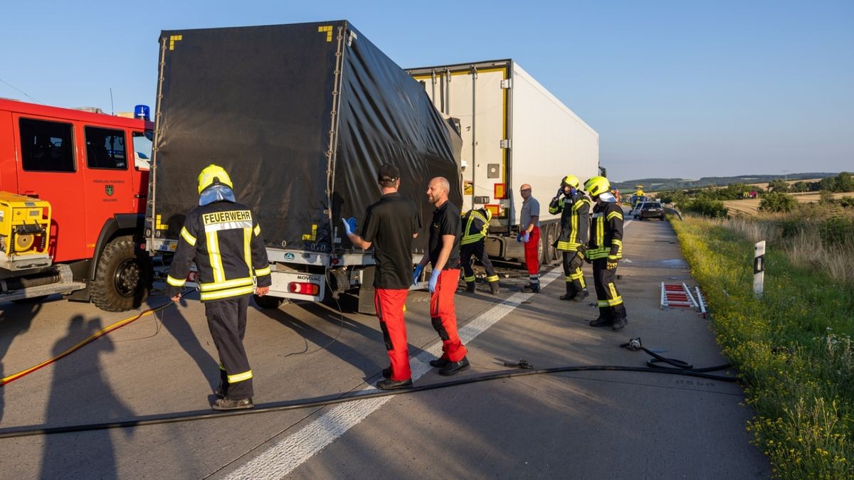 Die A4 wurde voll gesperrt.