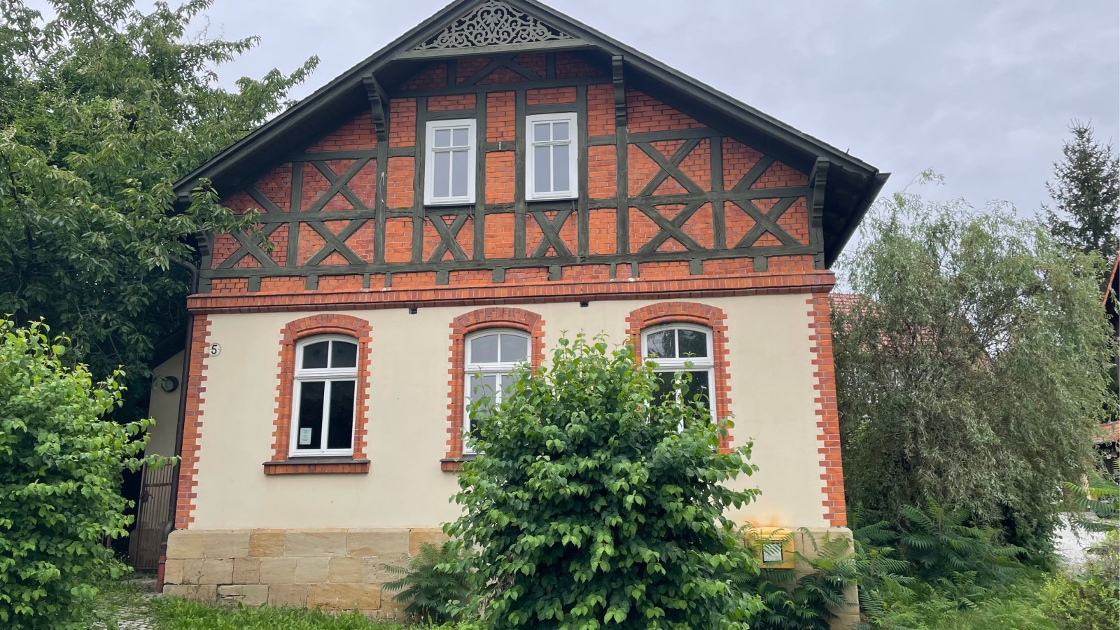 Stadtrat stimmt für Verkauf der alten Schule in Lichstedt