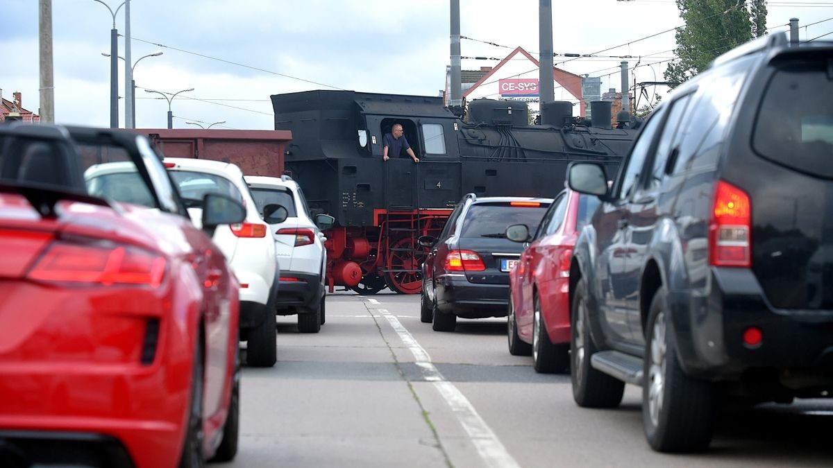 NostalgieZug „Ludmilla“ fährt von Erfurt nach Berlin