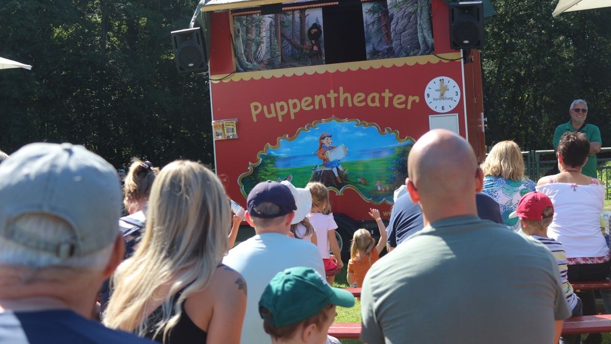 Ein Sommertag beim Klub-Familienfest der Funkemedien TA, OTZ und TLZ im Freizeit und Erholungspark Possen mit vielen Überraschungen. Eine Dankeschön-Veranstaltung an die treuen Leser.