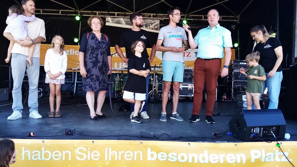 Ein Sommertag beim Klub-Familienfest der Funkemedien TA, OTZ und TLZ im Freizeit und Erholungspark Possen mit vielen Überraschungen. Eine Dankeschön-Veranstaltung an die treuen Leser.