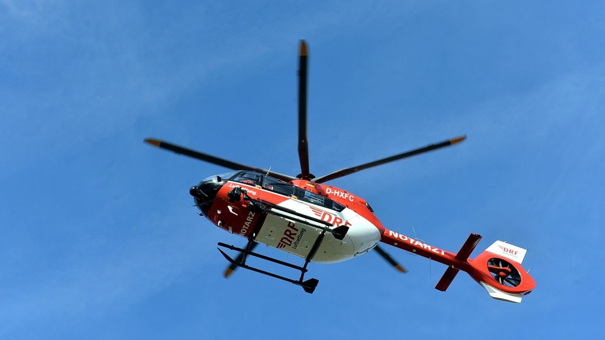 Das Kind wurde mit dem Rettungshubschrauber in ein Krankenhaus geflogen (Symbolbild).