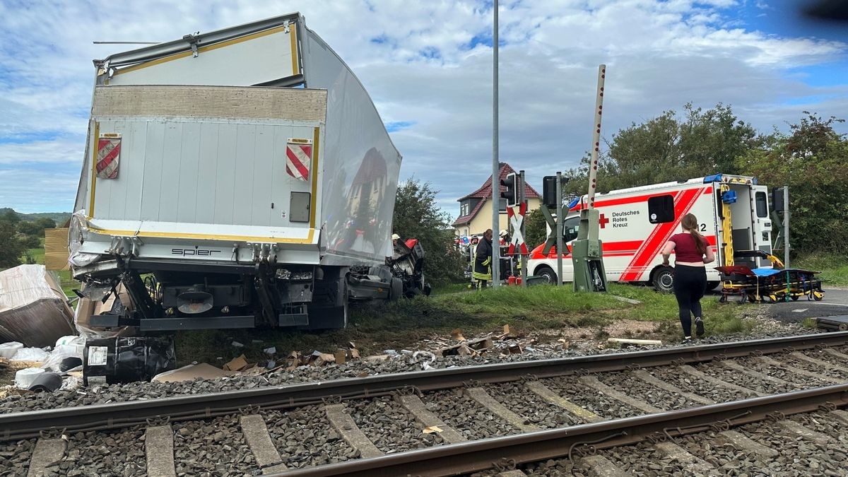 Am Donnerstagvormittag kam es zu einem Unfall am Bahnübergang in Birkungen.