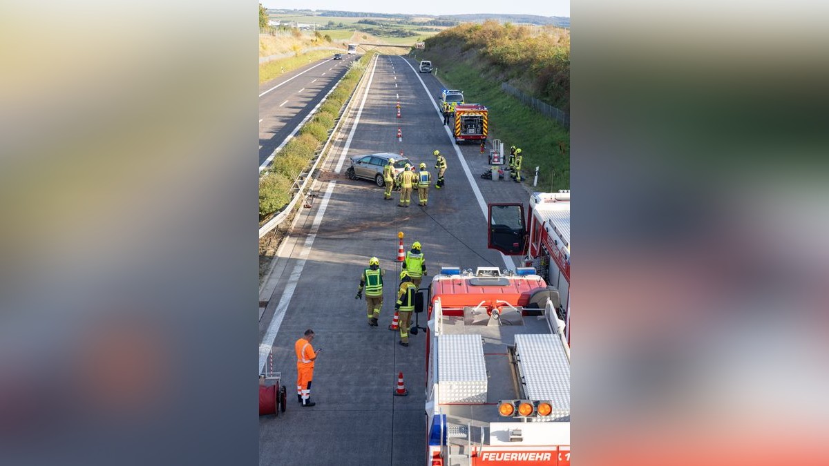 Die Richtungsfahrbahn wurde voll gesperrt. 