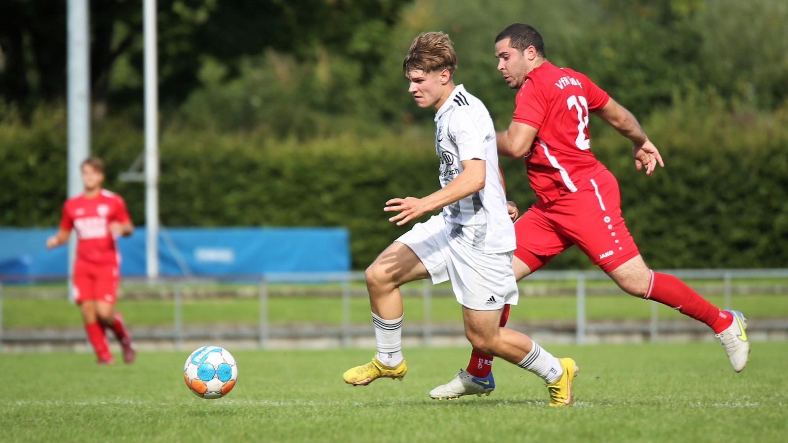 Bezirksliga: Knackige Auswärtsaufgaben für Altkreis-Trio