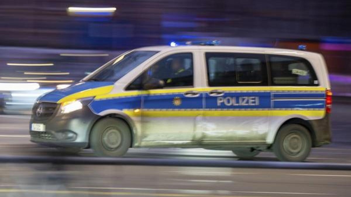 Die Erfurter Polizei kam mit mehreren Streifenwagen zum Einsatz. (Symbolbild)