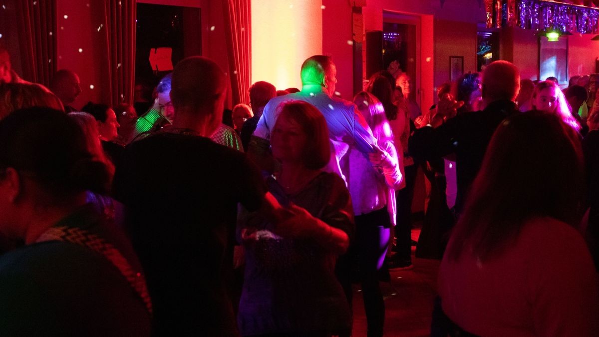Schlagerparty in der Lürbke Das sind die schönsten Fotos