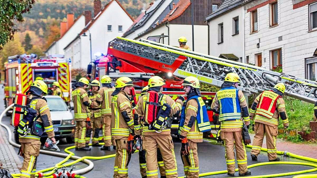 Die Feuerwehr war mit zahlreichen Einsatzkräften vor Ort.