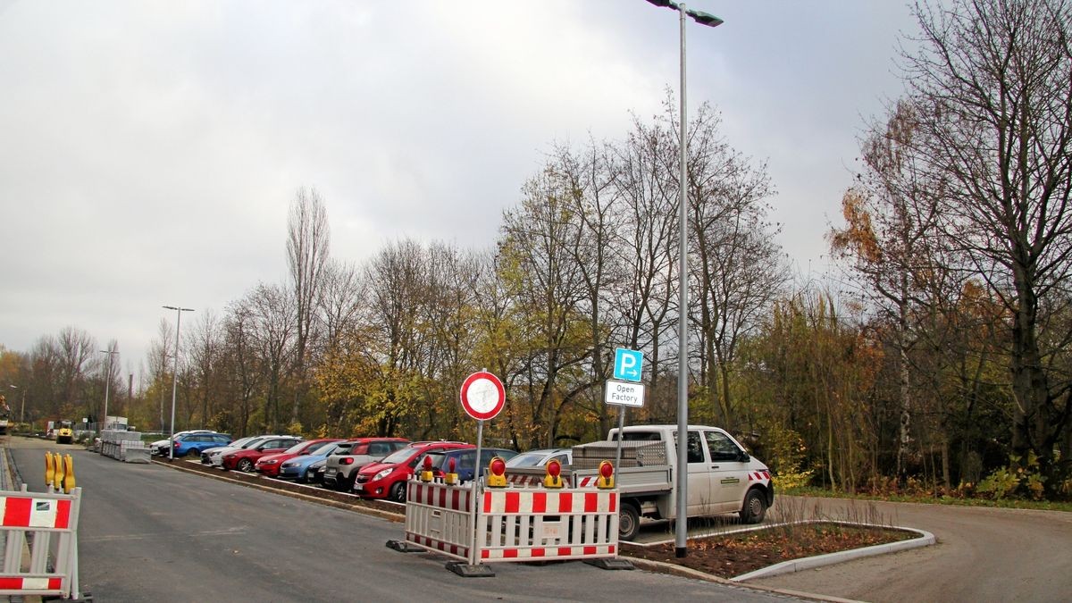 Parkplatz in der Apoldaer Auenstraße wieder nutzbar