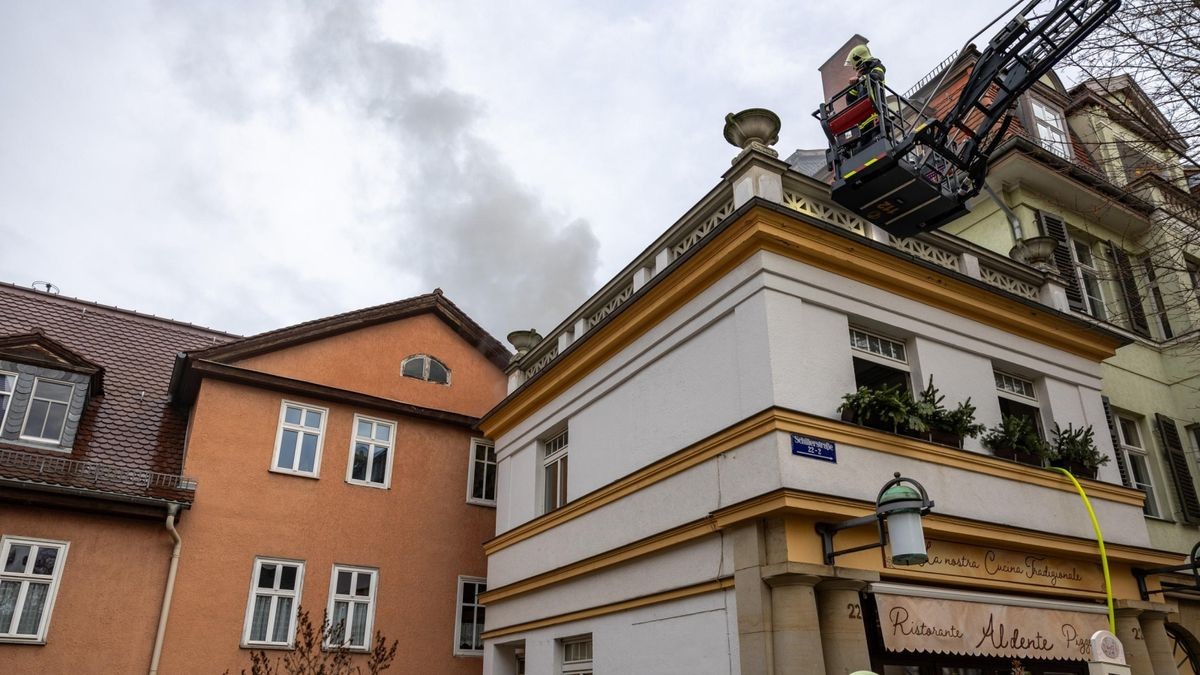 Die Bewohnerin der Brandwohnung hatte noch eigenständig versucht, den Brand zu löschen.