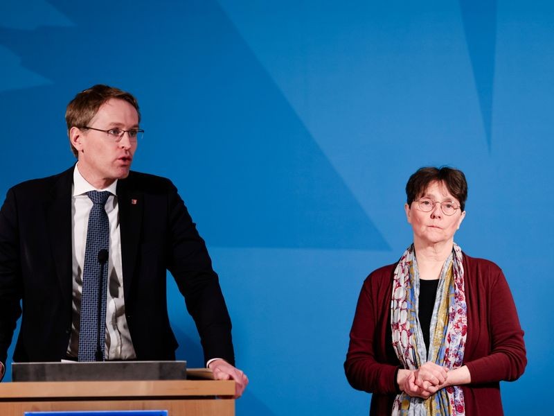 SchleswigHolstein fehlen nächstes Jahr 900 Millionen Euro