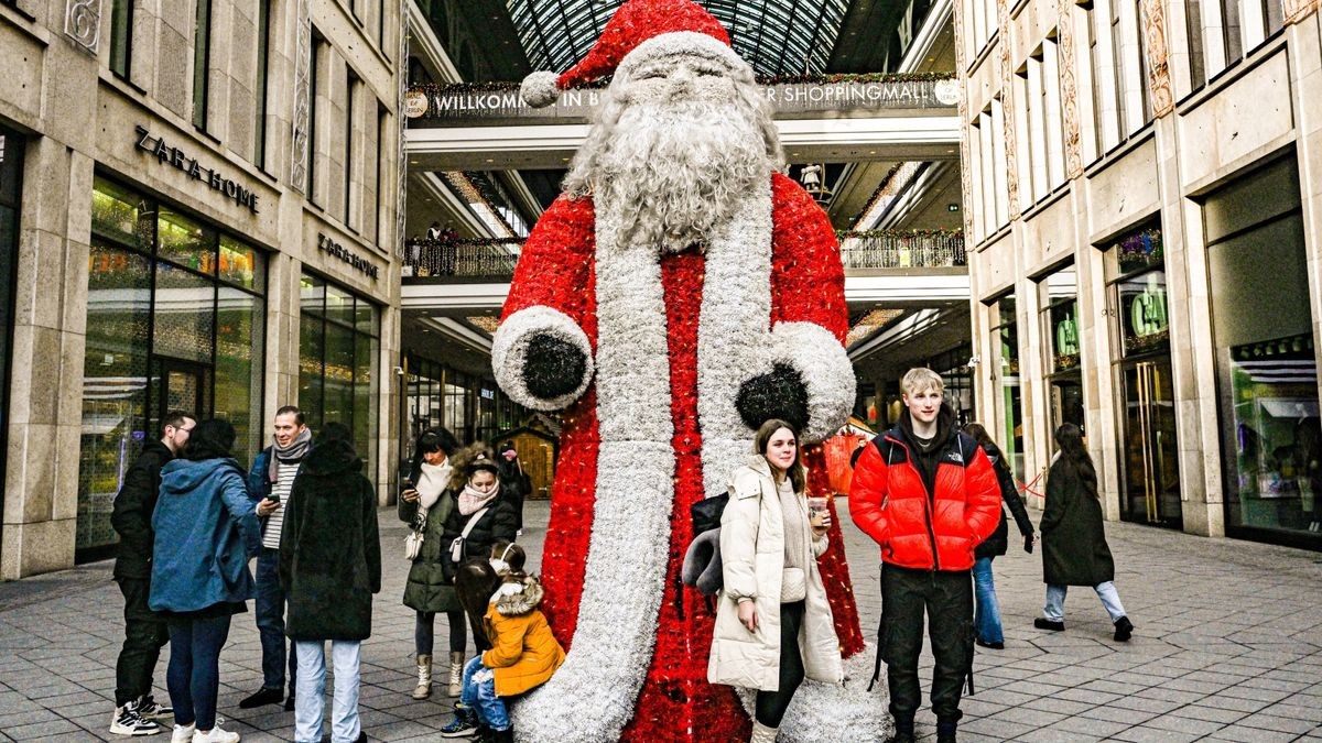 Verkaufsoffener Sonntag in Berlin Alle Hoffnung lag auf drittem Advent