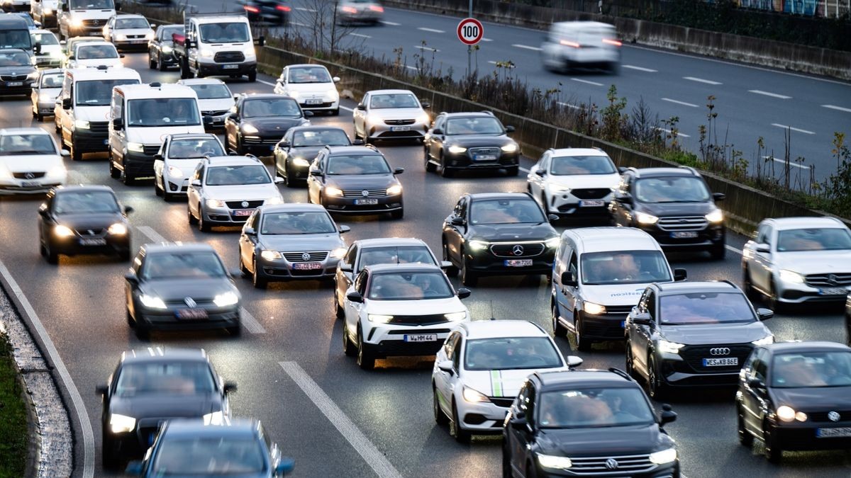 Vor und nach Weihnachten gibt es auf Thüringens Autobahnen großes Staupotenzial (Archivbild)