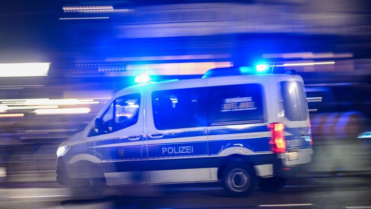 Die Polizei bezifferte den Schaden auf rund 1000 Euro.