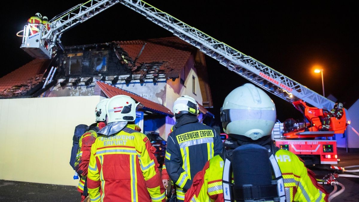 Der Brand wurde am Neujahrsmorgen gegen 2.40 Uhr gemeldet.