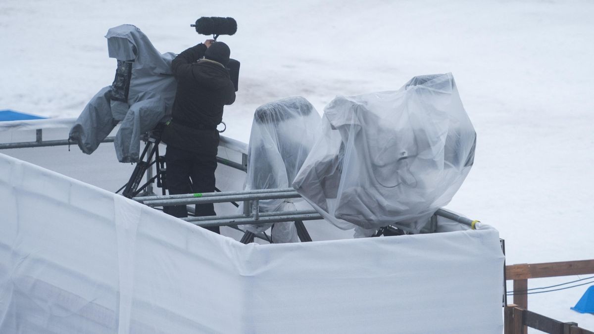 Regen und Wind setzten am Mittwoch in Oberhof nicht nur den Athleten zu. Auch die vielen Helfer beim Biathlon-Weltcup arbeiteten unter erschwerten Bedingungen.