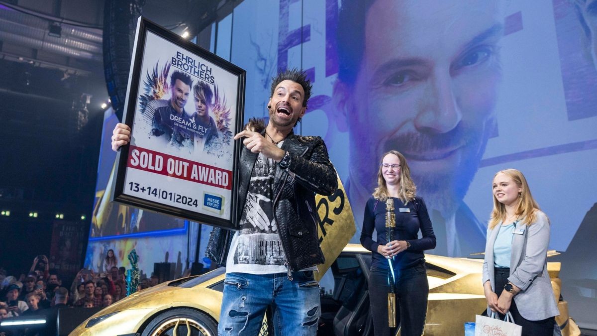  Ehrlich Brothers in der ausverkauften Messehalle Erfurt Illustration 