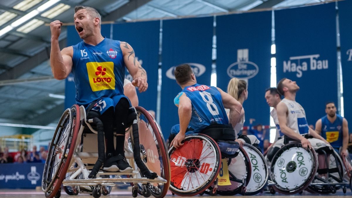 Siegerfaust: Beim gewonnenen Pokalspiel am Sonntag war Joakim Linden mit 22 Punkten Topscorer der Thuringia Bulls.