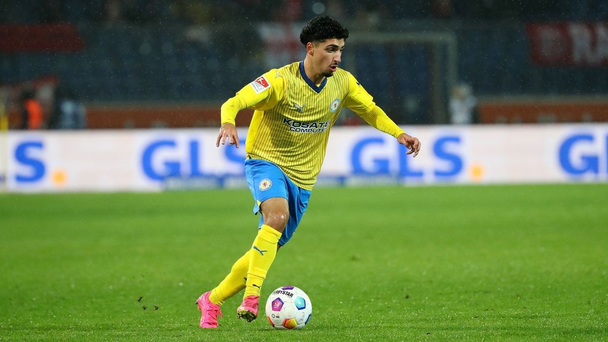 Was Amyn beim AsienCup und mit Eintracht schaffen will