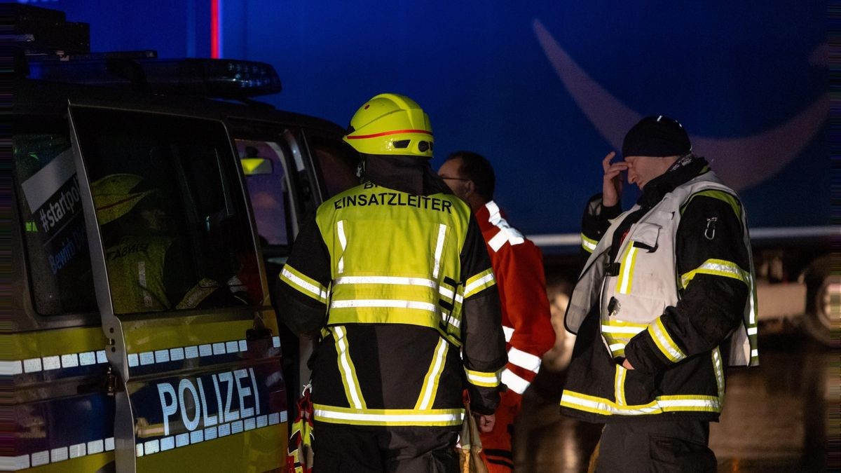 Am Mittwochabend sorgte überfrierende Nässe und Glatteis für ein Chaos auf der Autobahn A71 in Richtung Suhl zwischen den Anschlussstellen Meiningen-Nord und dem Dreieck Suhl.