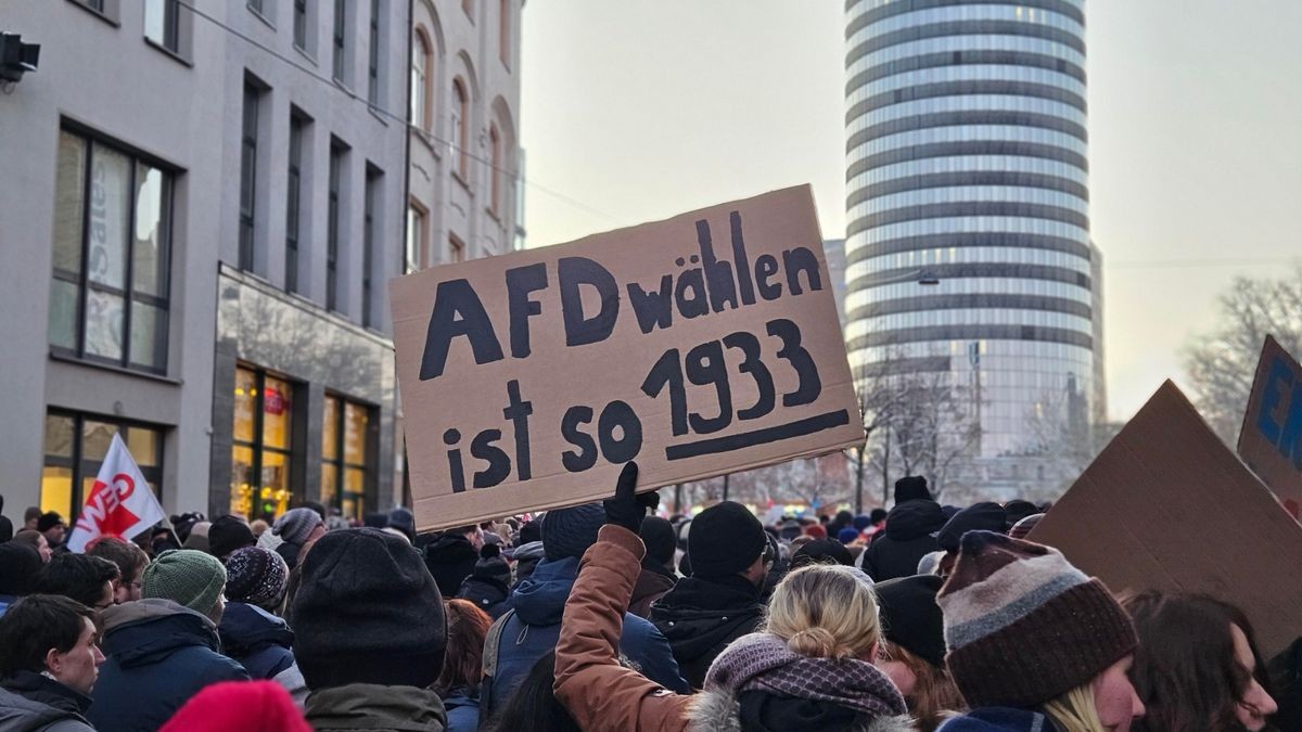 Weitere Bilder von der Demo in Jena.