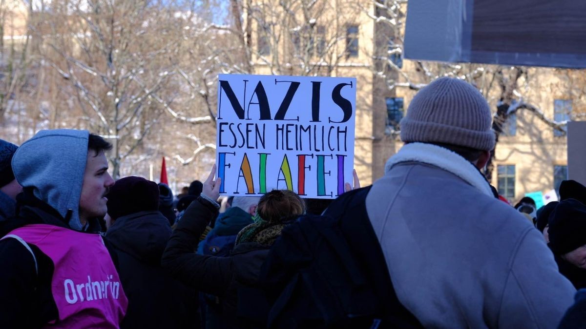 Demonstration gegen Rechtsextremismus in Erfurt.