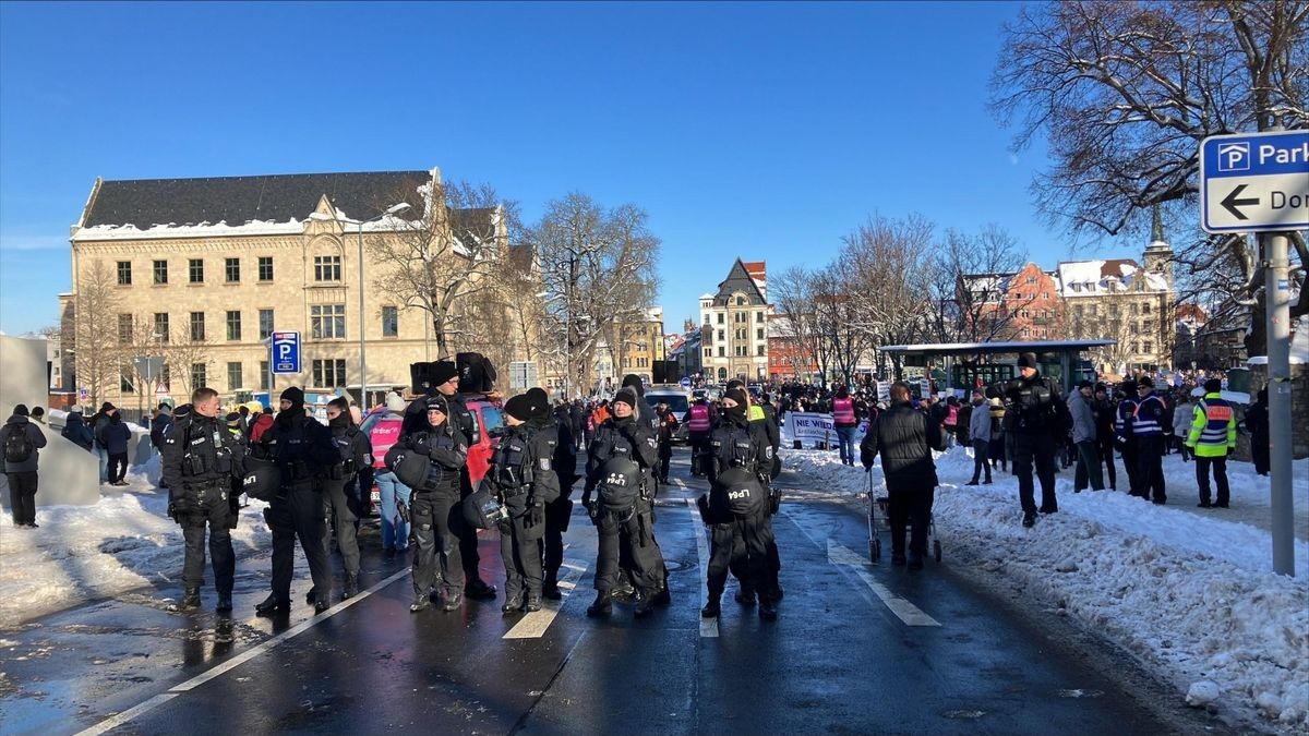 Demonstration gegen Rechtsextremismus in Erfurt.