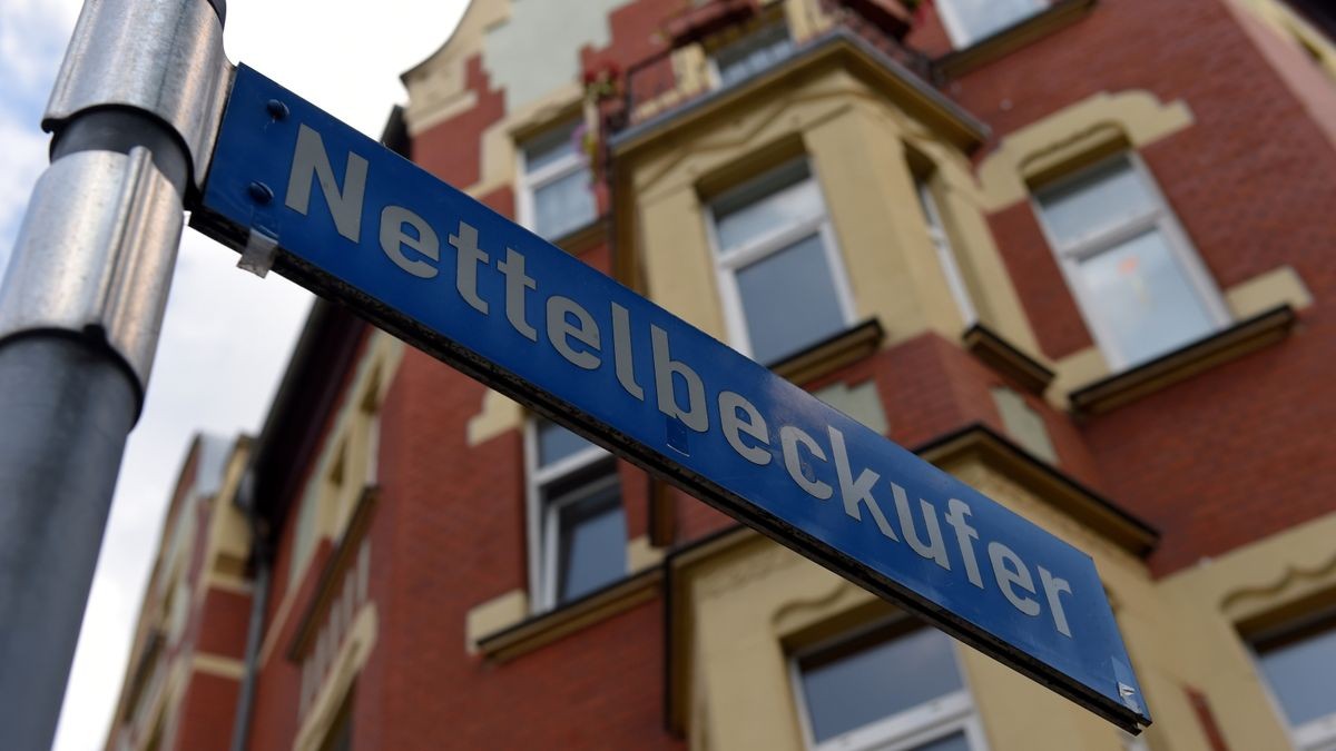 Was es mit dem Nettelbeckufer in Erfurt auf sich hat, soll mit einem Schild erklärt werden.