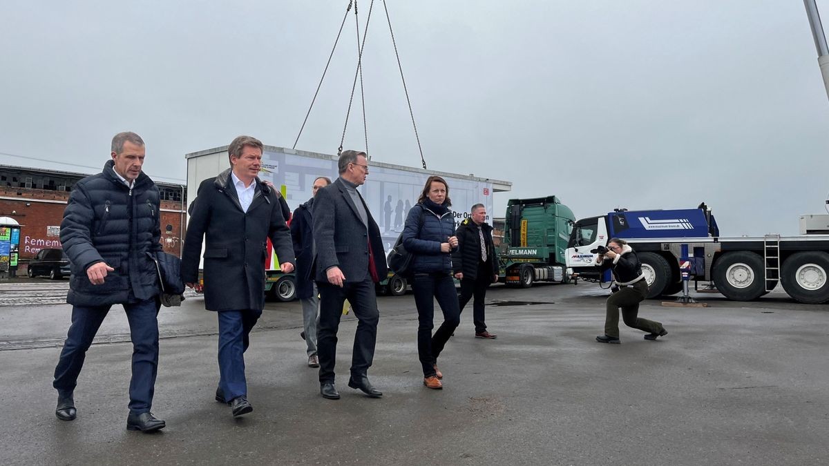 Die Deutsche Bahn stellt am Donnerstag in der Erfurter ICE-City ihre Pläne für den „DB Campus“ vor. Ministerpräsident Bodo Ramelow (Linke) trifft dazu ein.