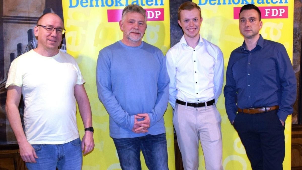 Otmar Ganter, Steffen Hildebrandt, Yannek Bang, Hubertus Stitz (v.l.) wurden von der FDP-Gruppe Dingelstädt für die Wahl in den Stadtrat nominiert.