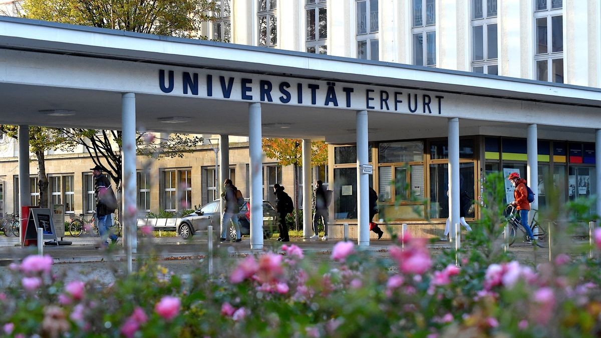 An der Universität Erfurt findet die Jahrestagung der Deutschen Gesellschaft für Publizistik- und Kommunikationswissenschaft (DGPuK) statt.