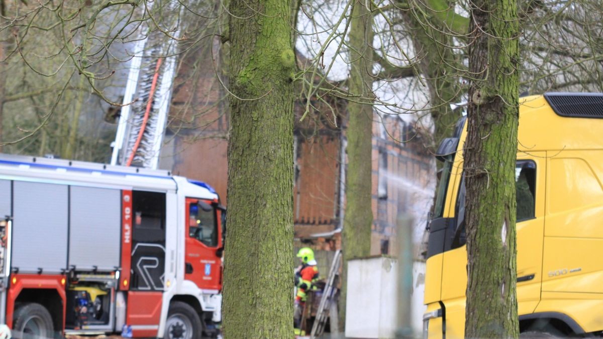 Feuerwehreinsatz am Waldschlösschen in Heldrungen.