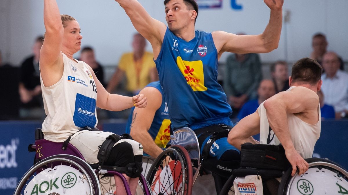 Einem Champions-Cup-Halbfinale gegen den RSV Lahn-Dill steht wohl nichts im Wege: Wenn die Thuringia Bulls Anfang Mai auf den nationalen Dauerrivalen treffen, dürfte Alex Halouski (rechts, hier gegen Lahn-Dills Rose Hollermann) wieder fit sein.