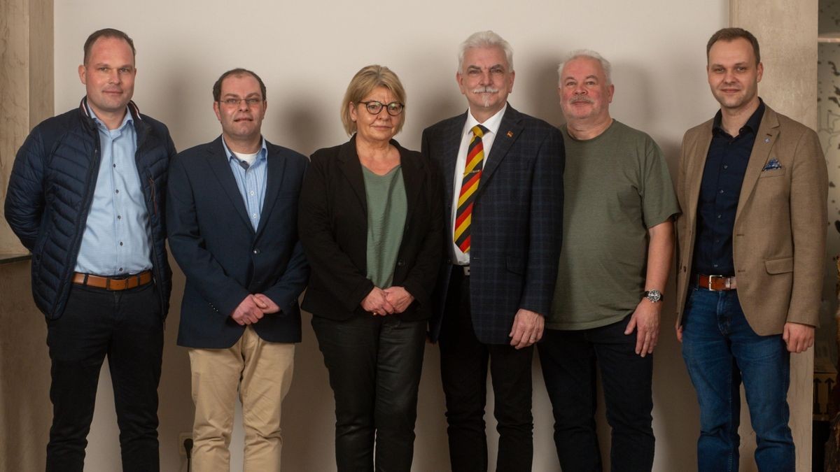 Daniel Ruhe, Pascal Reinhardt, Silke Liebschwager, Carsten Tischendorf, Dietmar Heise und Daniel Haseloff (von links) gehören zu den Kandidaten, die in den Heiligenstädter Stadtrat gewählt werden wollen.