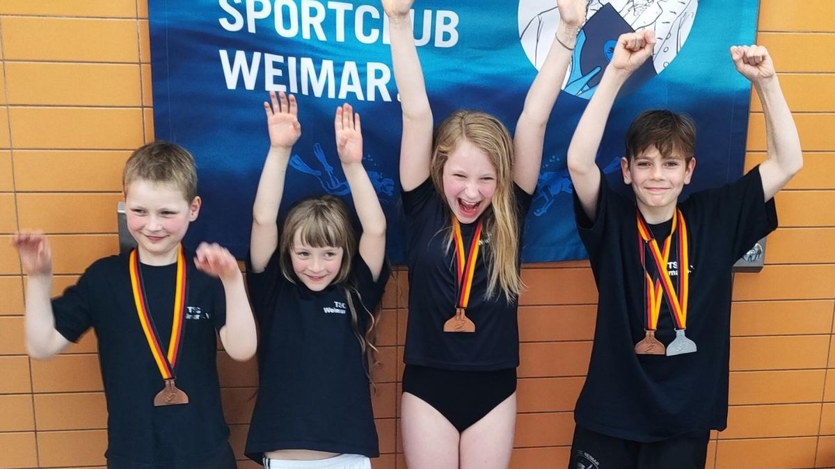 Das erfolgreiche Weimarer Team in Halle (von links): Finn und Maja Wildner, Henriette Runk und Tiziano Klein.