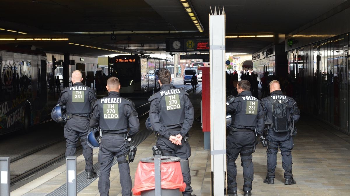 Der Bahnhofstunnel am Erfurter Hauptbahnhof wird an Spieltagen der Fußball-Regionalliga immer wieder zum Nadelöhr bei der An- und Abreise der Fanlager (Archivbild).